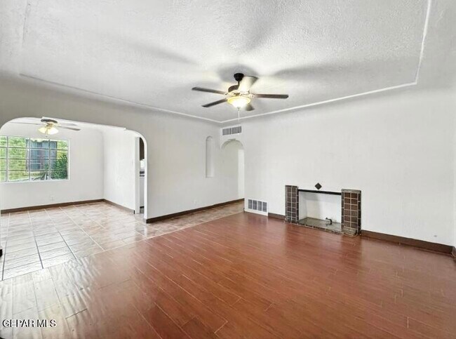 Foto del edificio - 3425 Savannah Ave
