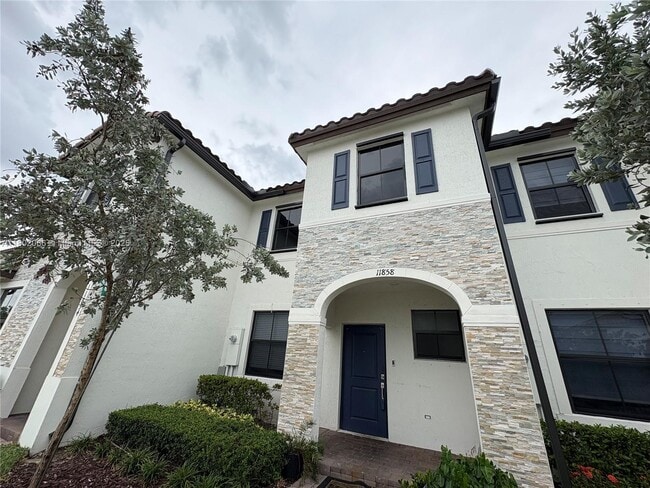 Building Photo - 11858 SW 246th Ln