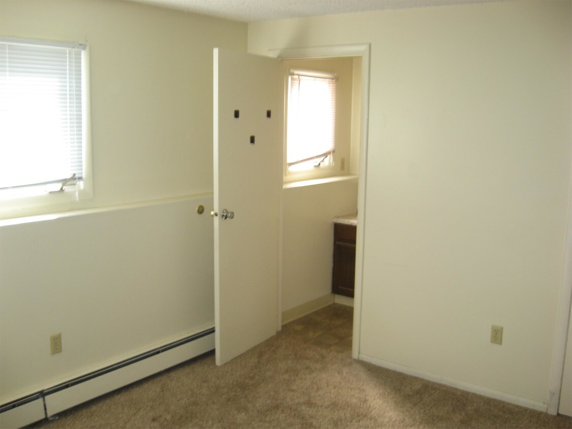 Primary Photo - 509 S 19th Ave