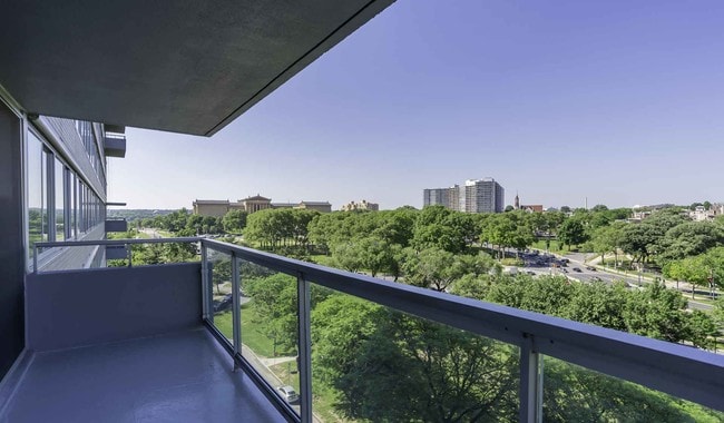 Enjoy amazing views of both the Museum District and Center City - Park Towne Place Apartments