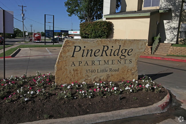 Building Photo - Pine Ridge Apartments