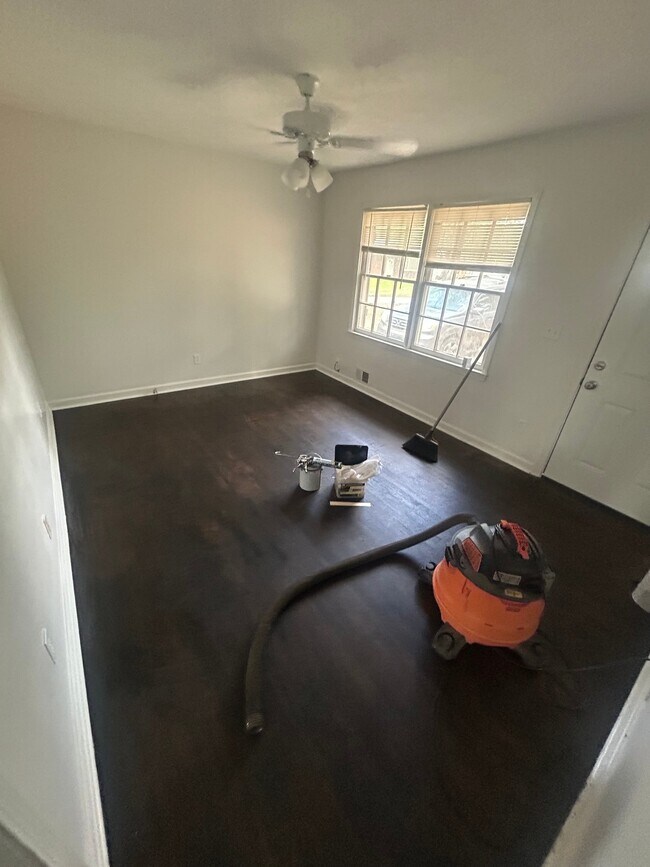 Foto del edificio - 15 Mona Pl