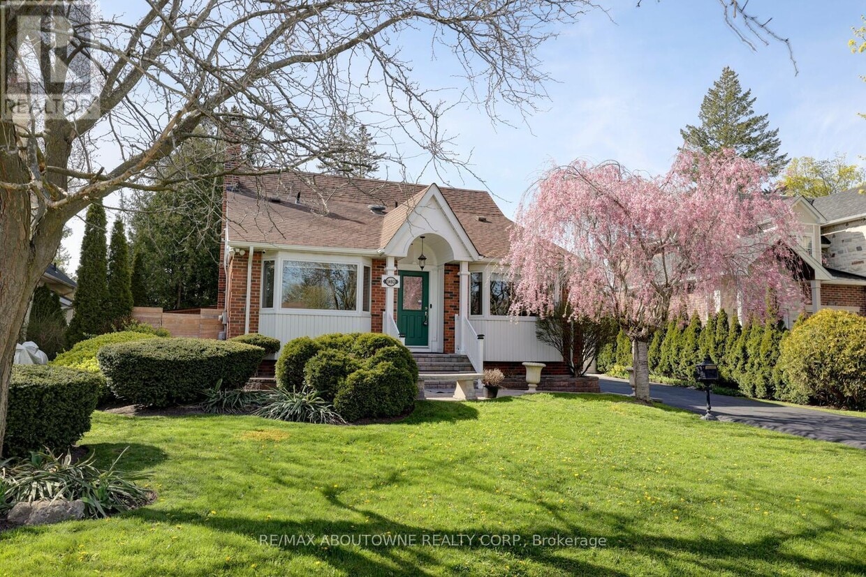 Primary Photo - 1493 Briarwood Crescent