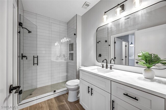 Foto del edificio - 7741 Pebble Creek Cir