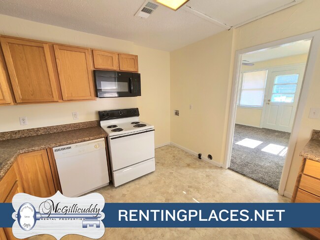 Foto del edificio - 1705 Holden Ct