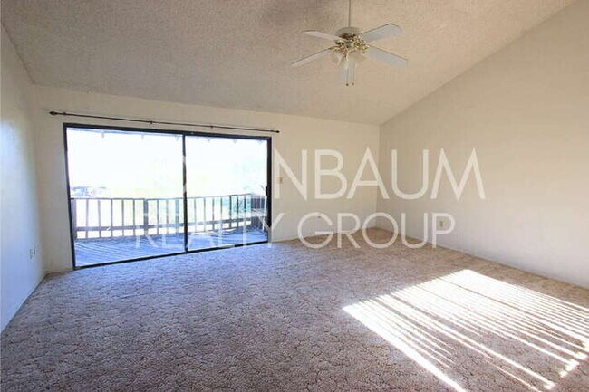 Foto del edificio - 828 E Junction St