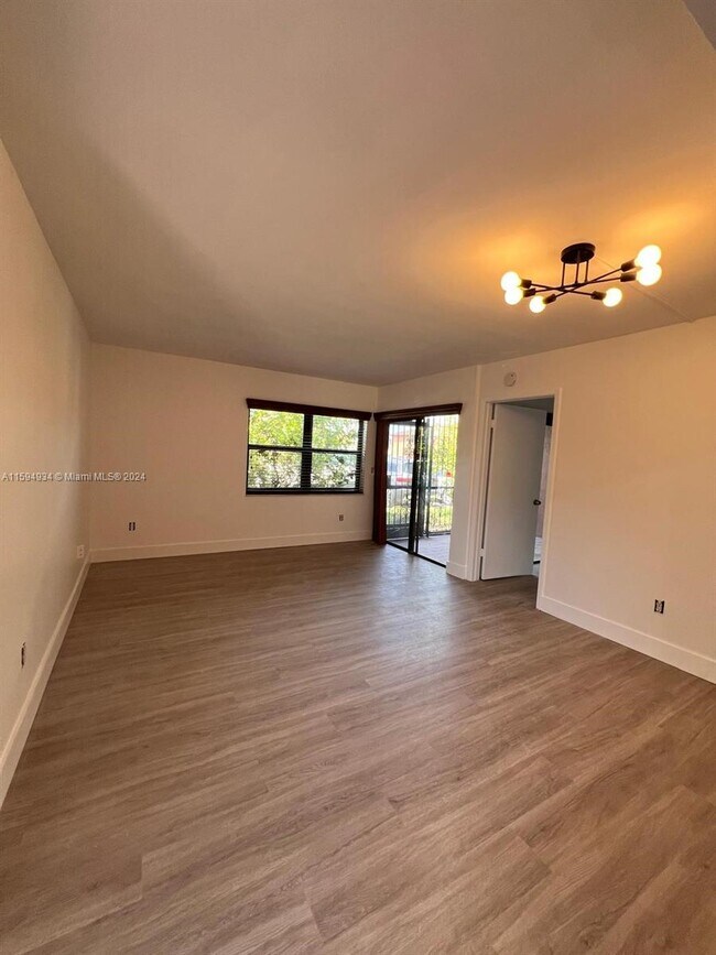 Foto del edificio - 6455 W 27th Ave