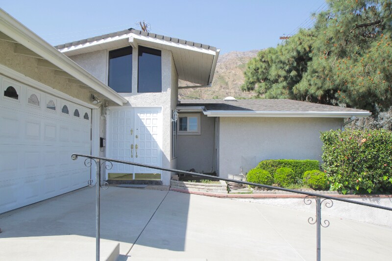 Foto principal - 3895 Denair St