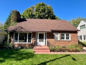 Building Photo - 1316 Prospect Ave