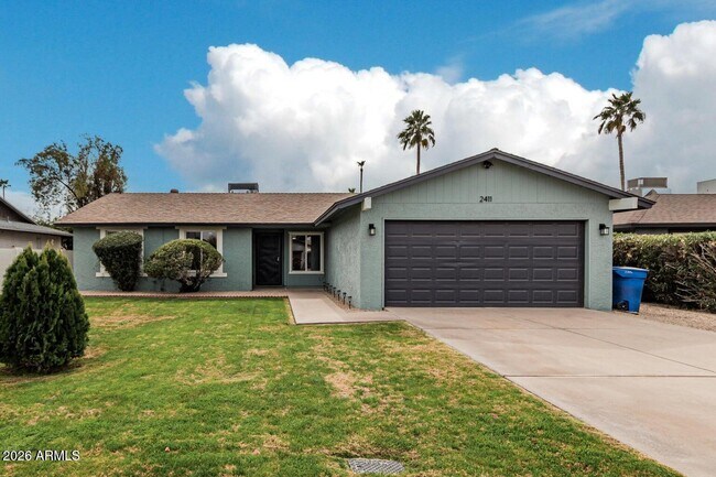 Building Photo - 2411 E Alameda Dr