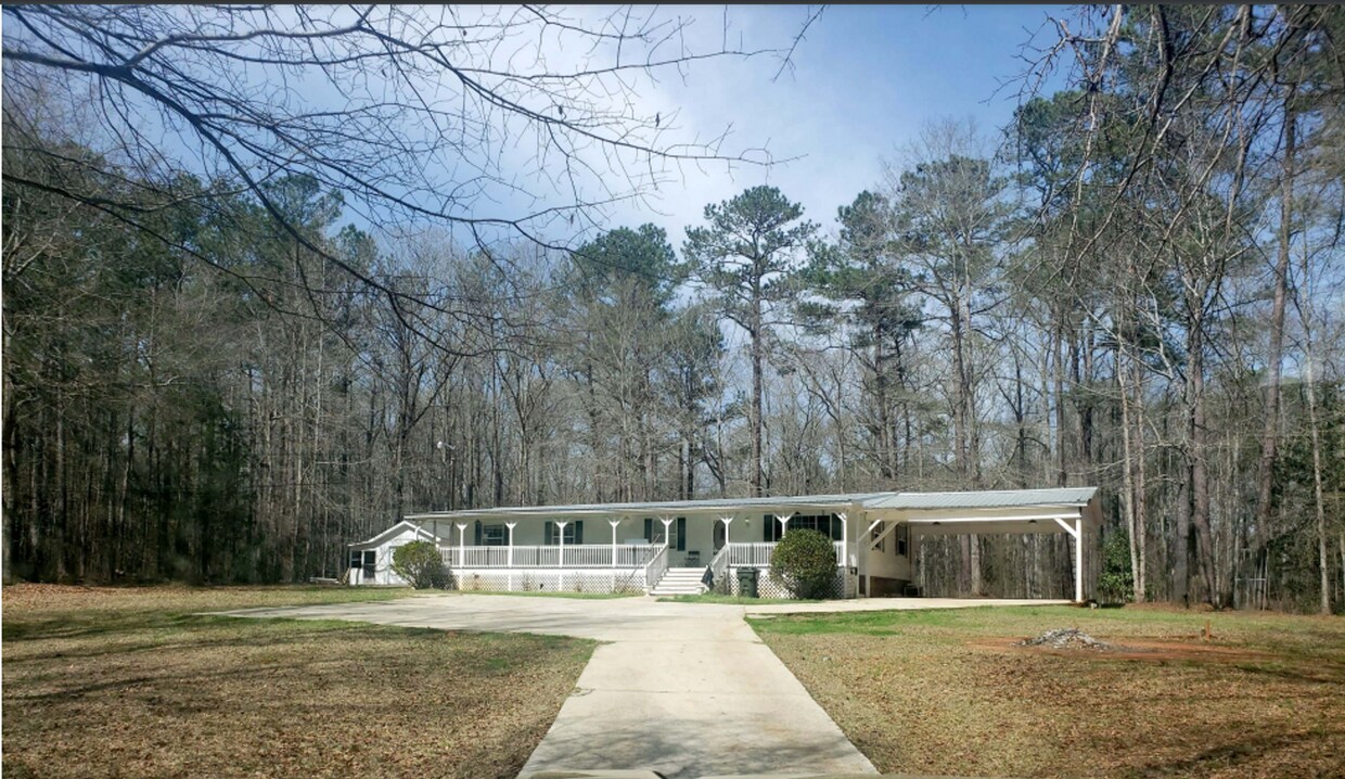 Primary Photo - 2934 Crest Hwy: Private, 3BD, 2BA Ranch wi...