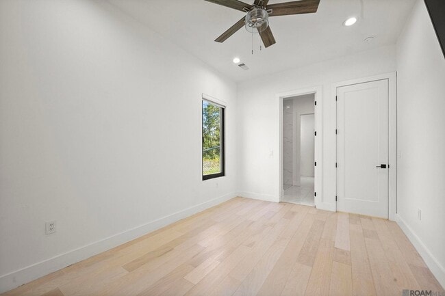 Foto del edificio - 9825 Fawn Vw Dr