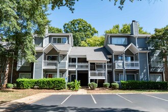Building Photo - Aurea Station