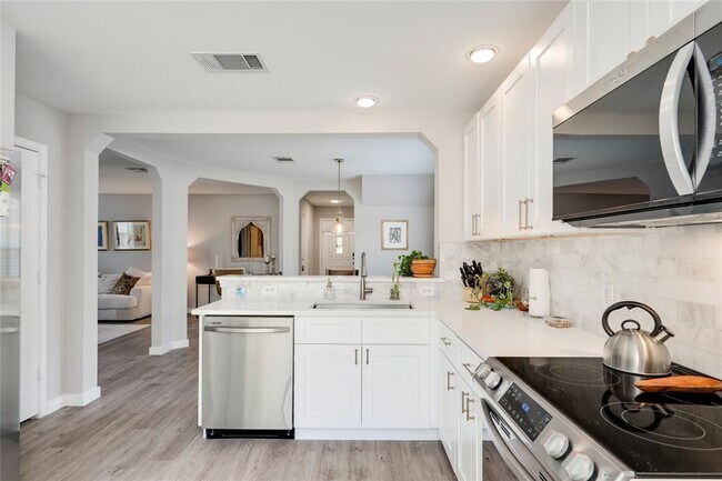 Building Photo - 1712 Anise Dr
