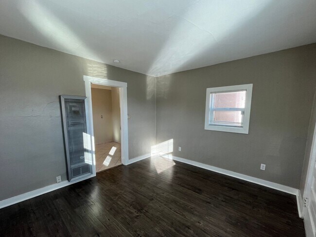 Foto del edificio - Cozy 1 Bedroom 1 Bathroom House In The NW!
