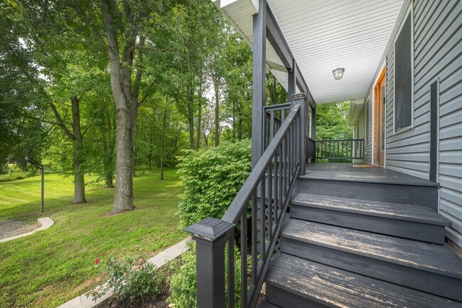 Building Photo - 5635 Van Fossen Rd