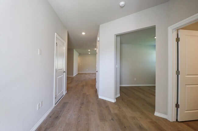 Building Photo - New Construction 4 Bed 3 Bath DR Horton Home