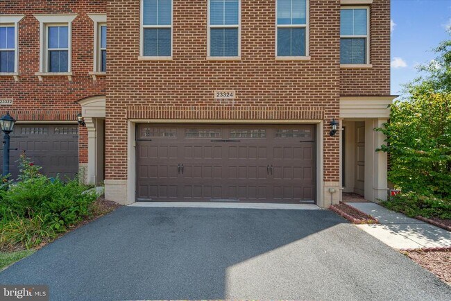 Building Photo - 23324 Tradewind Dr