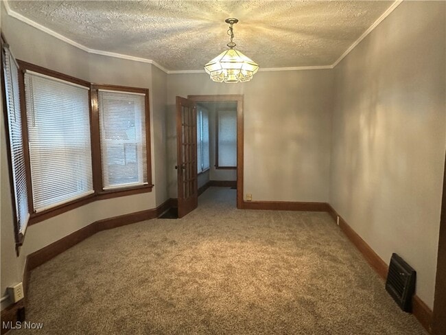 Building Photo - 1101 Estelle Ct SE