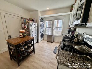 Building Photo - 127 Eliot St