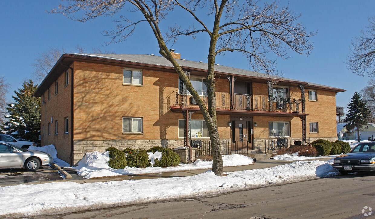 Building Photo - 5478 S 9th St