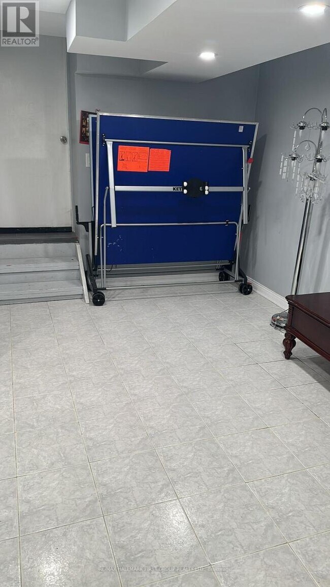 Photo du bâtiment - 198 Coppard Ave