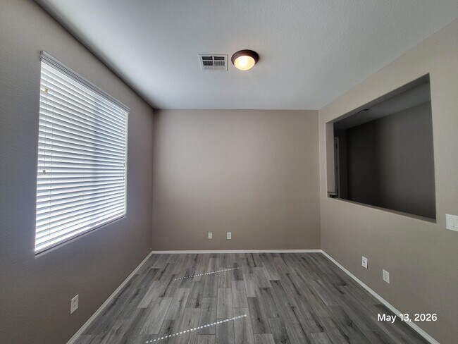 Foto del edificio - 7299 Forest Village Ave