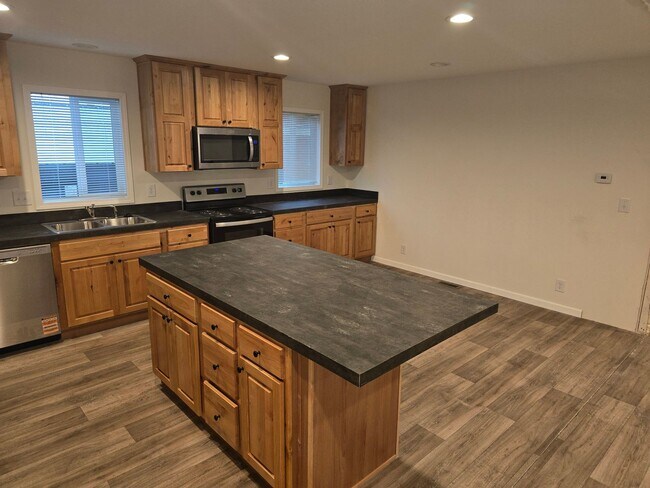 Foto del edificio - New 3 bdrm 2 bath Manufactured home in Hayden, ID for Rent