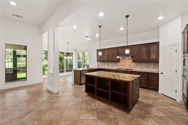 Building Photo - 4609 Mont Blanc Dr