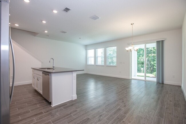 Building Photo - 1431 Broad Wing Ln