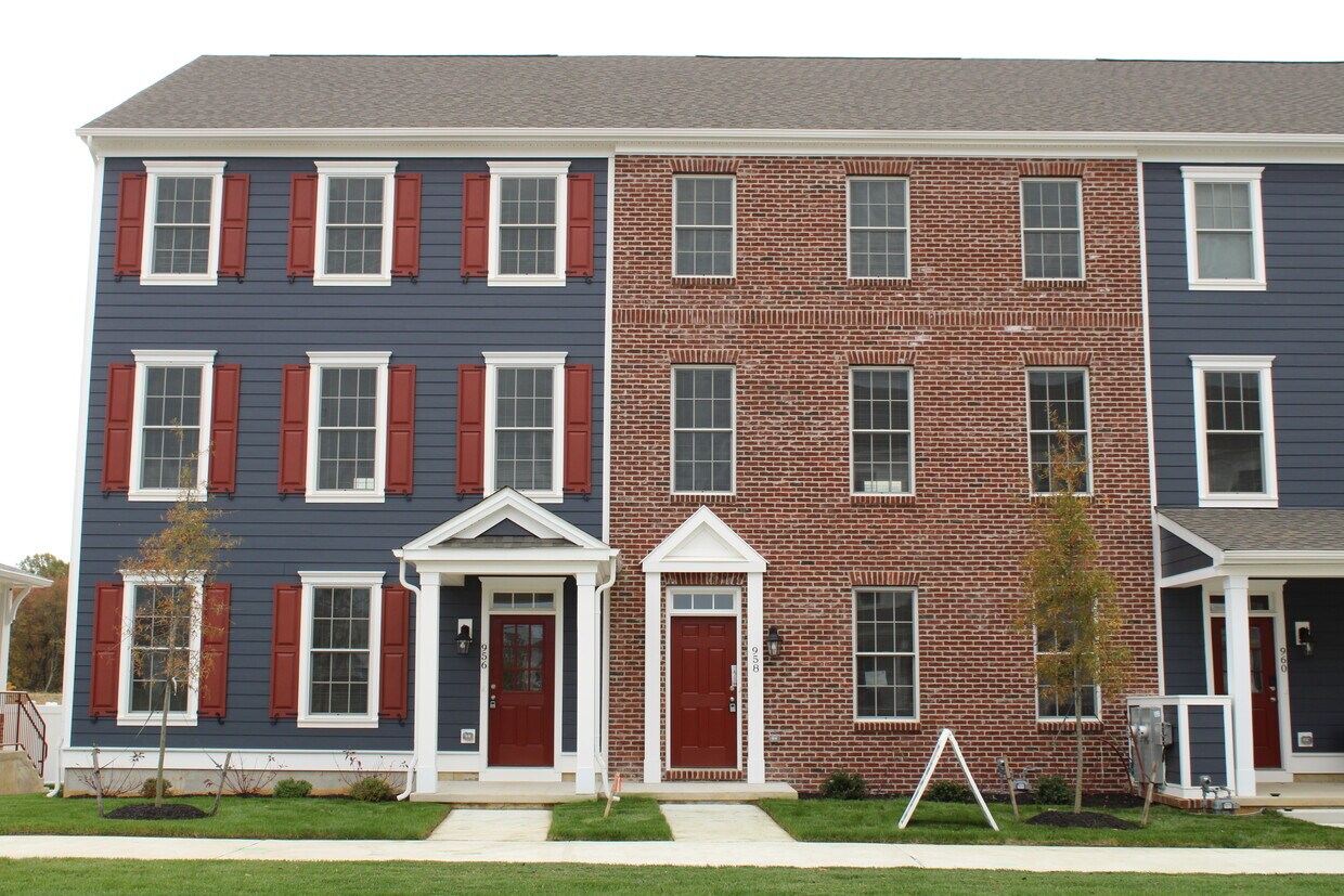 956 Lorewood Grove Rd, Middletown, DE 19709 Townhome Rentals in