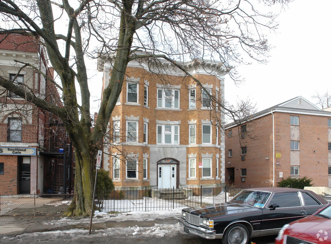 715717 Wethersfield Ave, Hartford, CT 06114 715717 Wethersfield Ave