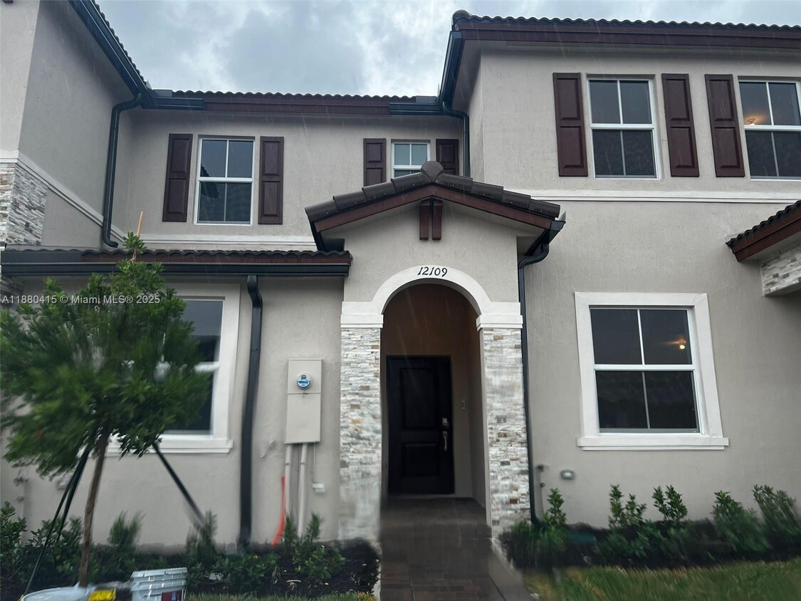 Primary Photo - 12109 NW 24th Ct
