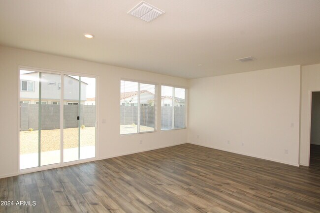 Building Photo - 17999 W Cielo Grande Ave