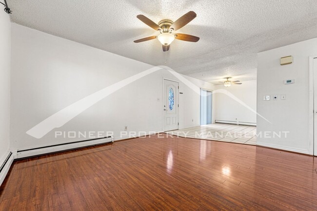 Building Photo - 6975 Mariposa St