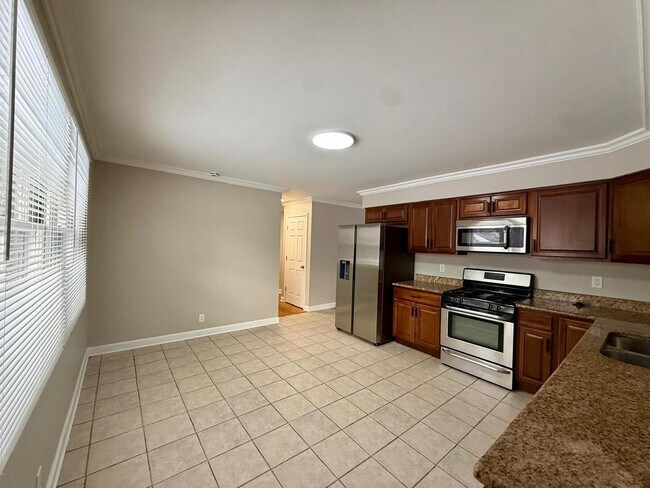 Foto del edificio - 746 N Glenwood Pl