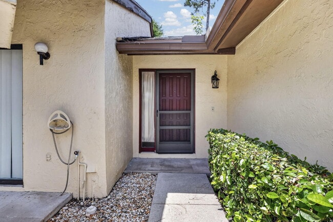 Building Photo - 184 Mastic Tree Ct