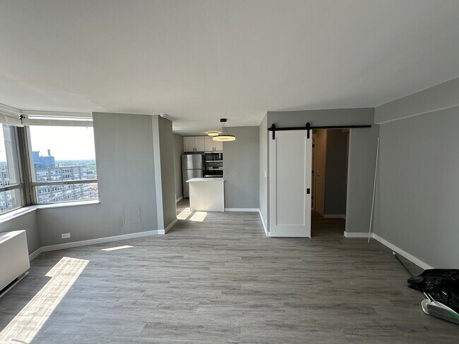 Foto del edificio - 5701 N Sheridan Rd