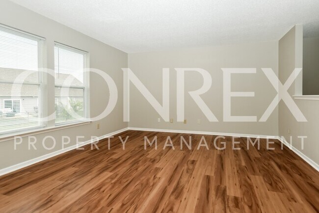Building Photo - Magnificent 4 Bedroom Home!