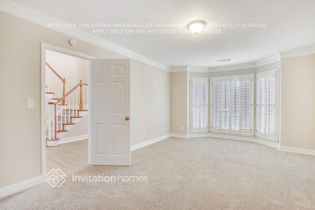 Building Photo - 2234 Saluda Ln NW