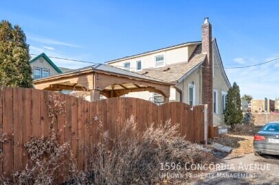 Building Photo - 1596 Concordia Ave