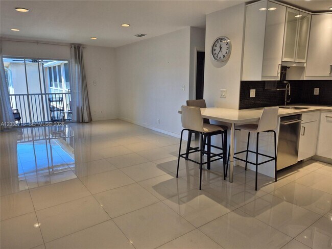 Foto del edificio - 1510 SE 15th St