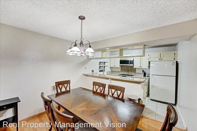 Foto del edificio - 2 br, 2 bath House - 445 Ivy St #204