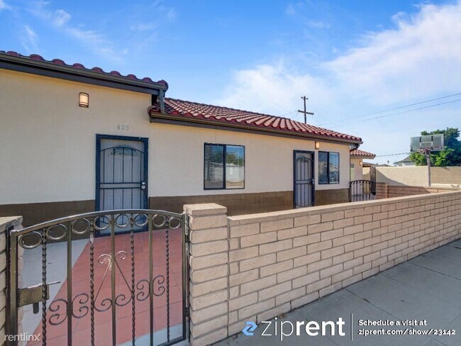 Foto del edificio - 2 br, 1 bath Triplex - 425 East Hermosa St...