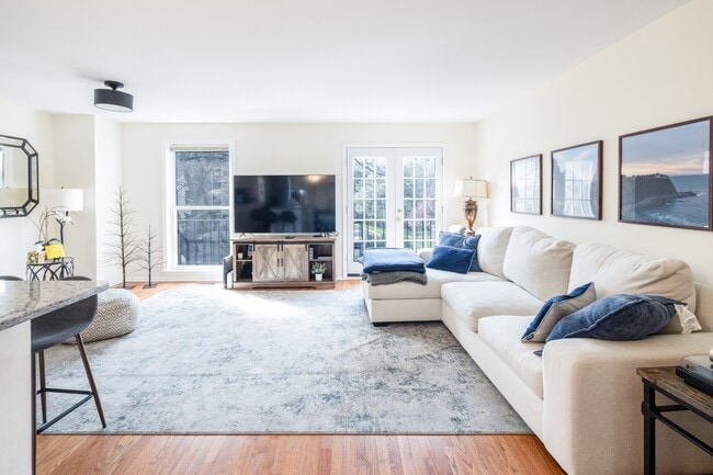 Photo - 10238 Arizona Cir House