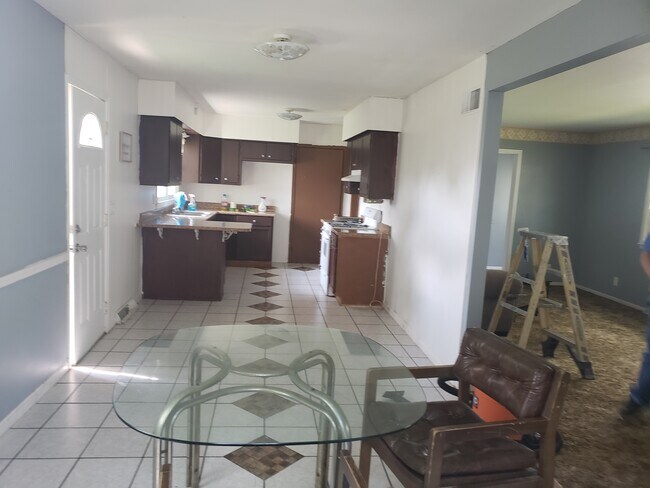 Foto del edificio - 734 W Leawood Dr