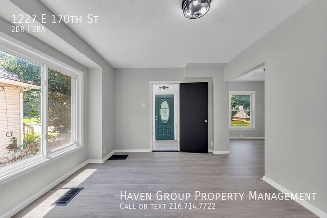 Building Photo - 1227 E 170th St