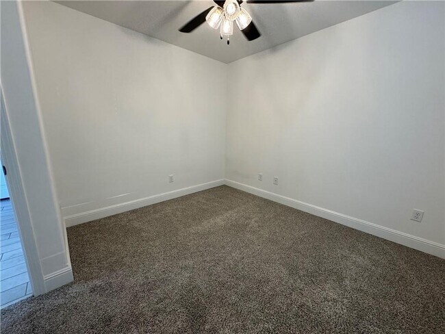 Foto del edificio - 561 Stoneseed St