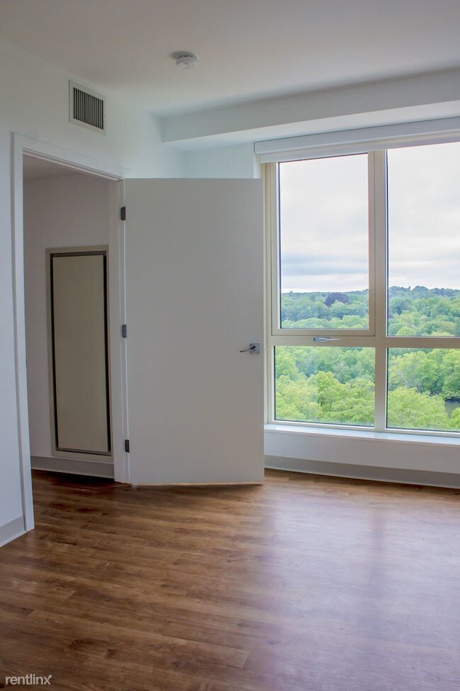 Building Photo - 101 S Huntington Ave