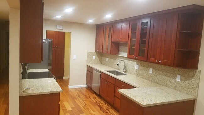Foto del edificio - 114 Dardanelli Ln